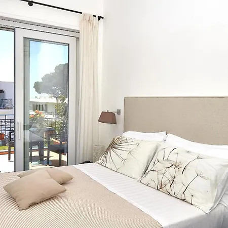 Victoria Place 3*