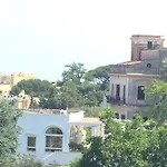 Victoria Place Hotel