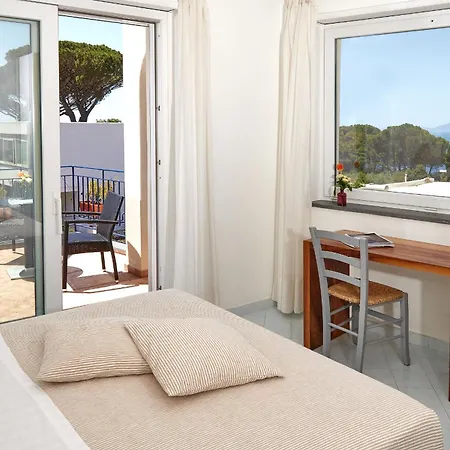 Hotel Victoria Place 3*