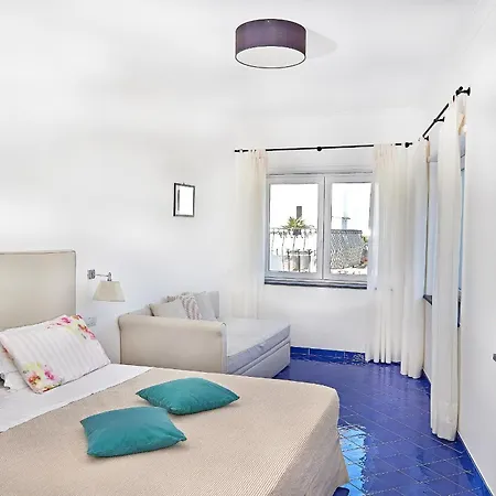 Hotel Victoria Place 3*