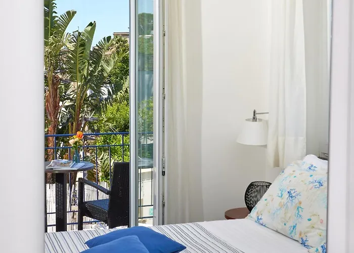 Victoria Place מלון